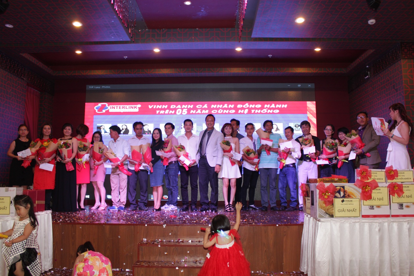 tiec tat nien 2016 -6