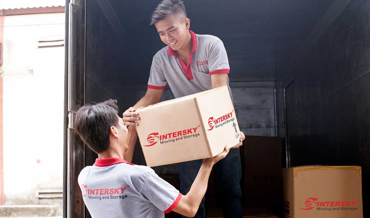 van chuyen door to door