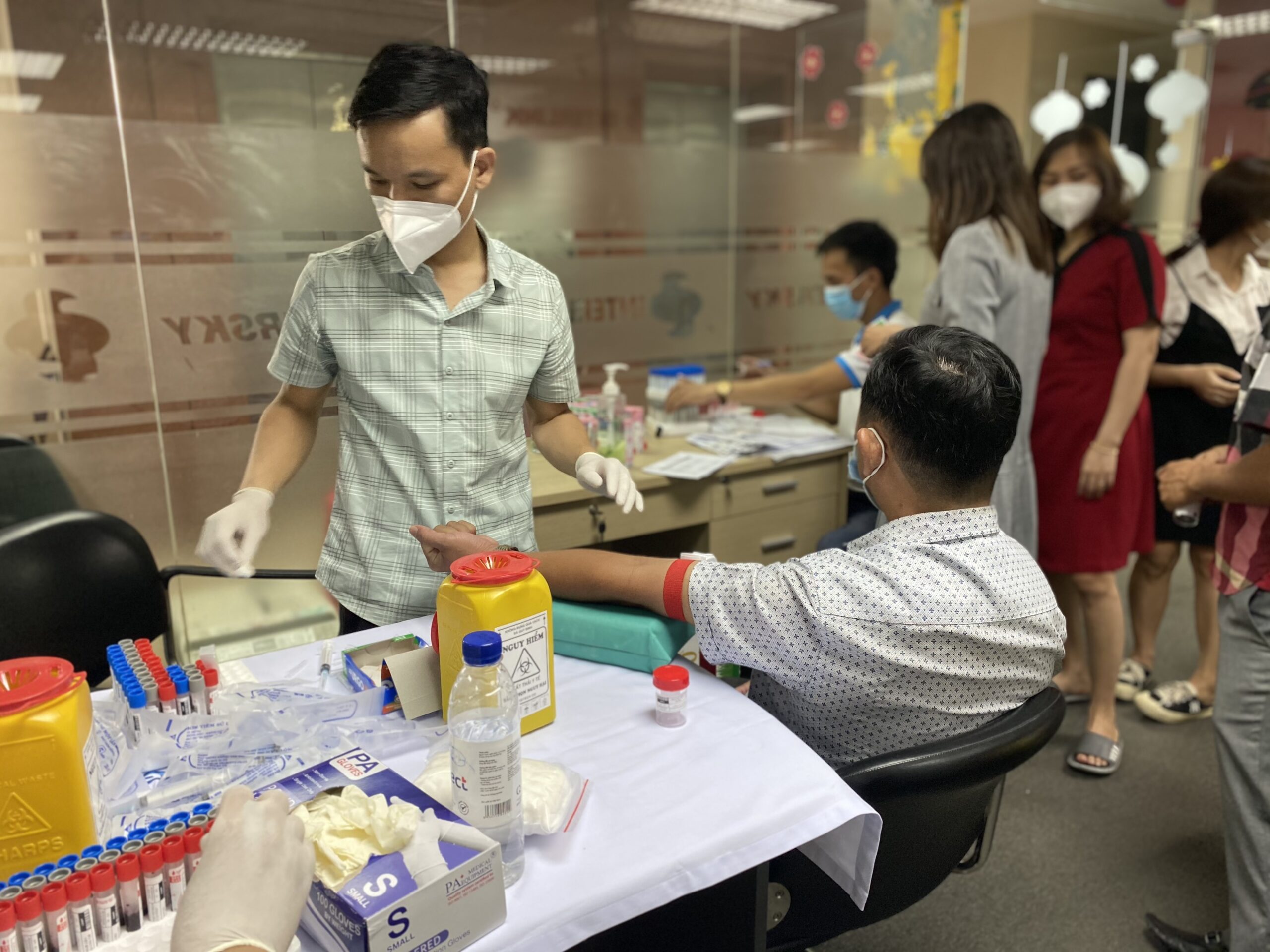 kham suc khoe dinh ky cho nhan vien