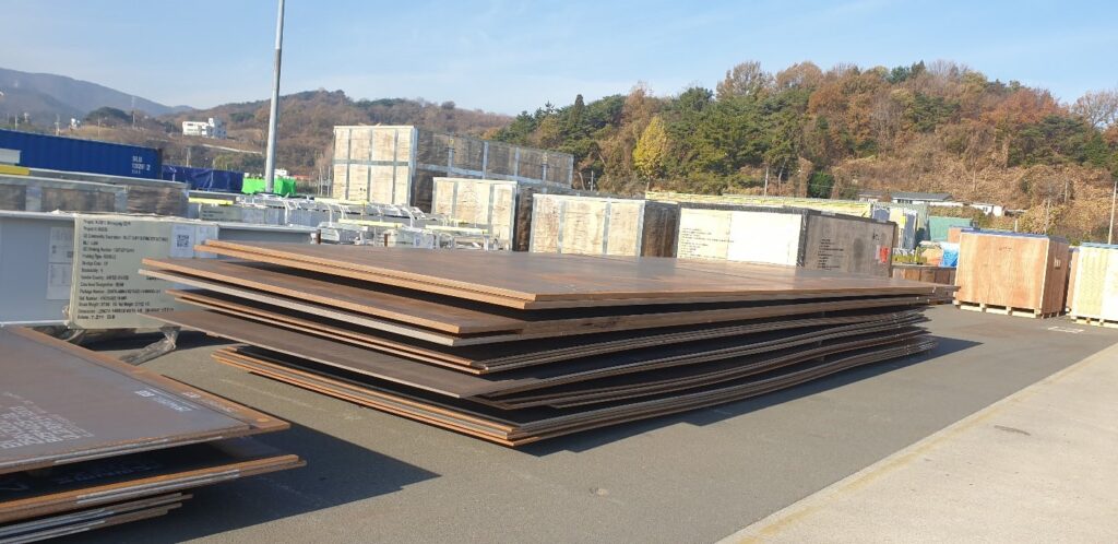 interlink-van-chuyen-thep-tam-tu-han-quoc-ve-viet-nam